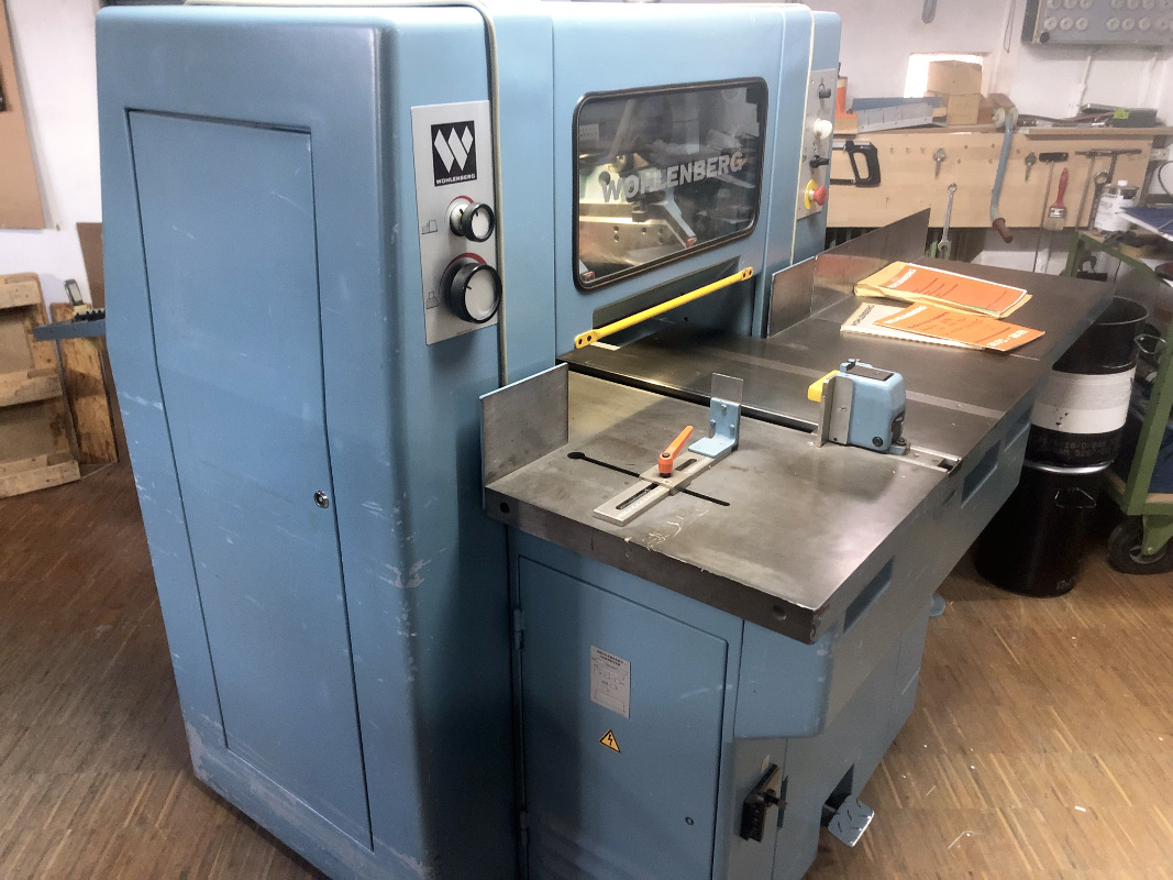 Wohlenberg 38 FA three knife trimmer (1)