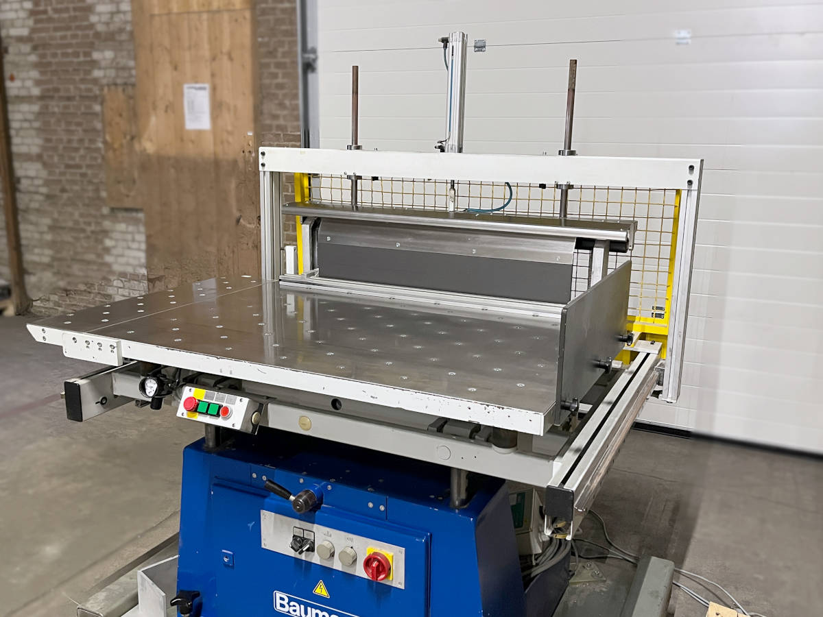 Baumann BSB 3L jogger with paper weighting system scale 5
