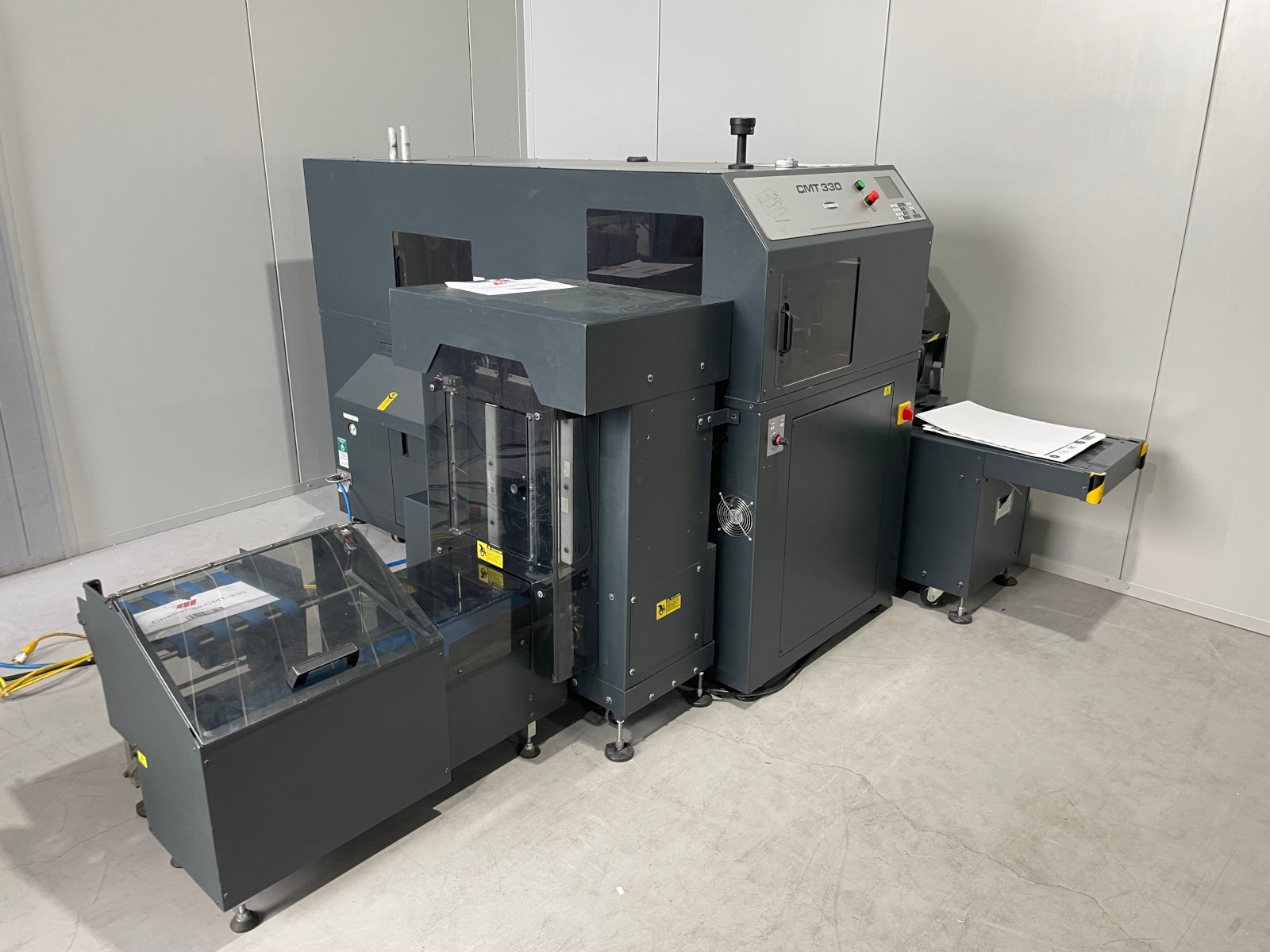 Challenge CMT 330 C three knife trimmer